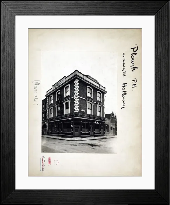 Framed Print : Photograph of Plough PH, Holloway, London Framed Print : Photograph of Plough PH, Holloway, London
