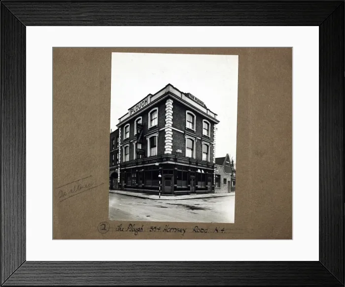 Framed Print : Photograph of Plough PH, Holloway, London Framed Print : Photograph of Plough PH, Holloway, London