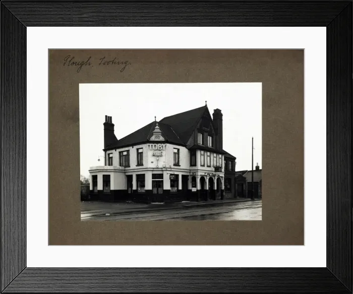 Framed Print : Photograph of Plough PH, Tooting, London Framed Print : Photograph of Plough PH, Tooting, London