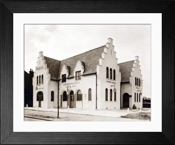 Framed Print : Photograph of Plough PH, West Sutton, Surrey Framed Print : Photograph of Plough PH, West Sutton, Surrey