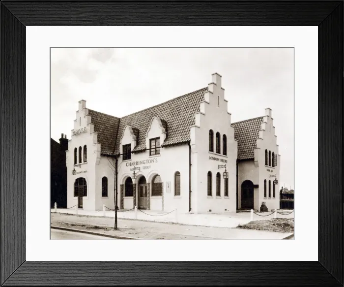 Framed Print : Photograph of Plough PH, West Sutton, Surrey Framed Print : Photograph of Plough PH, West Sutton, Surrey