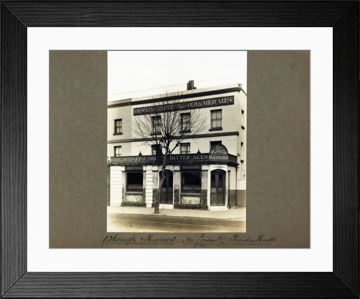 Framed Print : Plough & Harrow PH, Thornton Heath, Greater London Framed Print : Plough & Harrow PH, Thornton Heath, Greater London