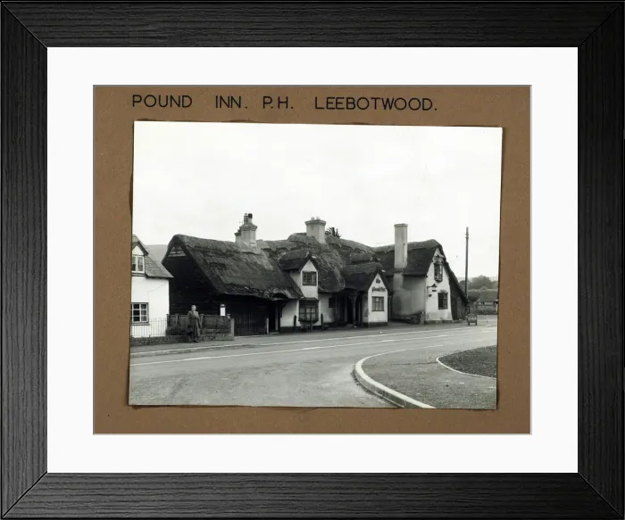 Framed Print : Photograph of Pound Inn, Leebotwood, Shropshire Framed Print : Photograph of Pound Inn, Leebotwood, Shropshire
