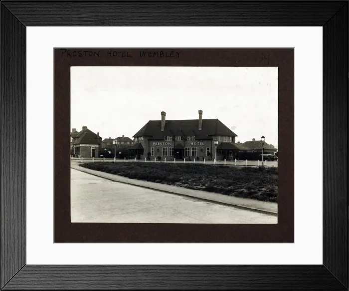 Framed Print : Photograph of Preston Hotel, Wembley, Greater London Framed Print : Photograph of Preston Hotel, Wembley, Greater London