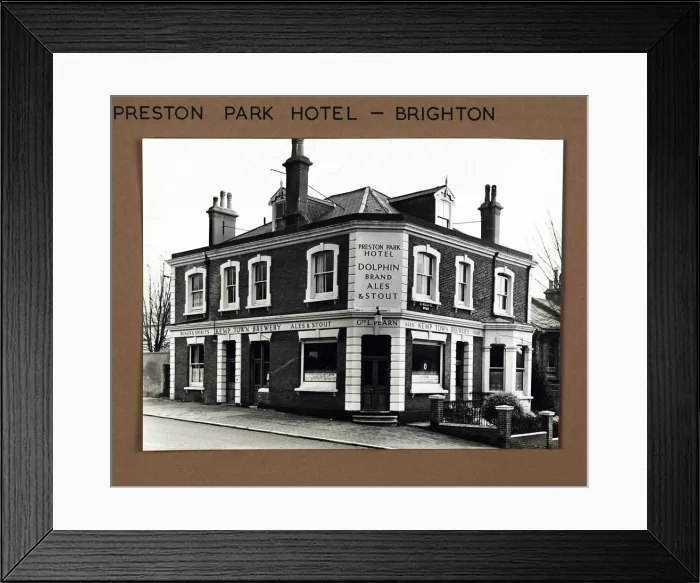 Framed Print : Photograph of Preston Park Hotel, Brighton, Sussex Framed Print : Photograph of Preston Park Hotel, Brighton, Sussex