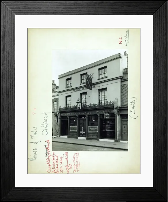 Framed Print : Photograph of Prince Of Wales PH, Holloway, London Framed Print : Photograph of Prince Of Wales PH, Holloway, London