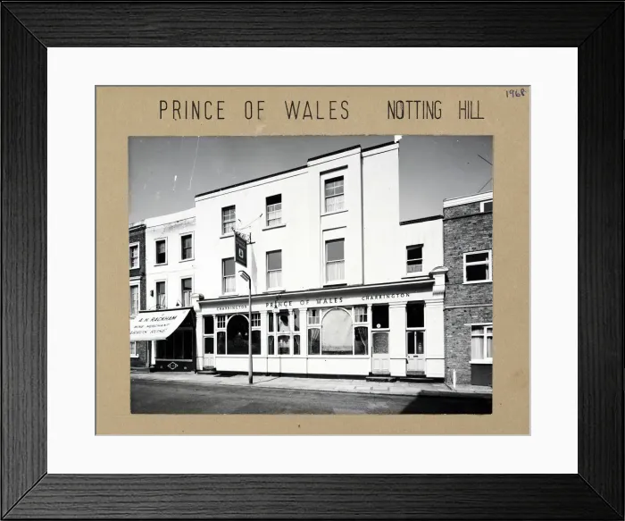 Framed Print : Photograph of Prince Of Wales PH, Notting Hill, London Framed Print : Photograph of Prince Of Wales PH, Notting Hill, London