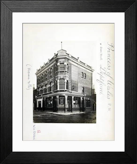 Framed Print : Photograph of Princess Of Wales PH, Deptford, London Framed Print : Photograph of Princess Of Wales PH, Deptford, London