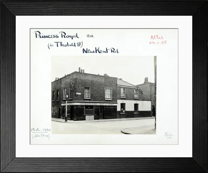 Framed Print : Photograph of Princess Royal PH, New Kent Road, London Framed Print : Photograph of Princess Royal PH, New Kent Road, London