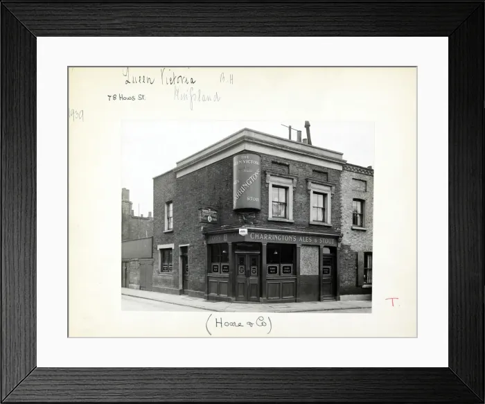 Framed Print : Photograph of Queen Victoria PH, Kingsland, London Framed Print : Photograph of Queen Victoria PH, Kingsland, London