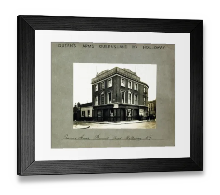 Framed Print : Photograph of Queens Arms, Holloway, London Framed Print : Photograph of Queens Arms, Holloway, London
