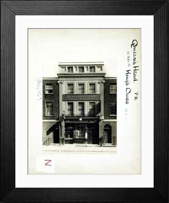 Framed Print : Photograph of Queens Head PH, Kings Cross, London Framed Print : Photograph of Queens Head PH, Kings Cross, London