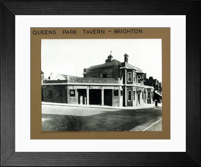 Framed Print : Photograph of Queens Park Tavern, Brighton, Sussex Framed Print : Photograph of Queens Park Tavern, Brighton, Sussex