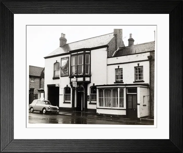 Framed Print : Photograph of Railway Hotel, Glastonbury, Somerset Framed Print : Photograph of Railway Hotel, Glastonbury, Somerset