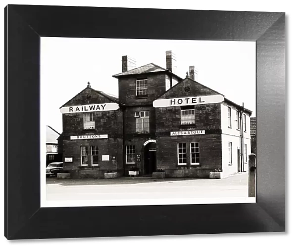 Photograph of Railway Hotel, Martock, Somerset