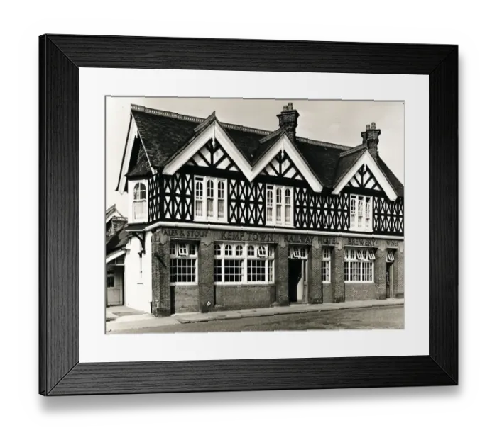 Framed Print : Photograph of Railway Hotel, Portslade, Sussex Framed Print : Photograph of Railway Hotel, Portslade, Sussex
