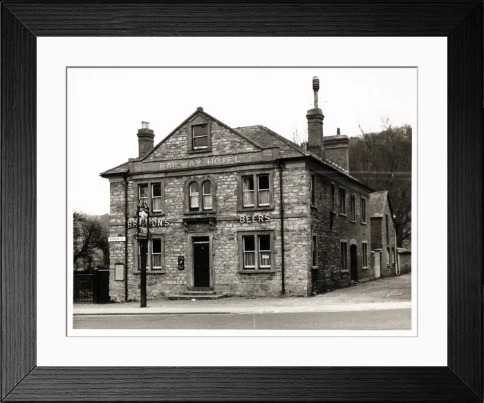 Framed Print : Photograph of Railway Hotel, Yeovil, Somerset Framed Print : Photograph of Railway Hotel, Yeovil, Somerset