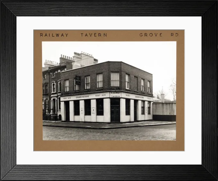 Framed Print : Photograph of Railway Tavern, Bow, London Framed Print : Photograph of Railway Tavern, Bow, London