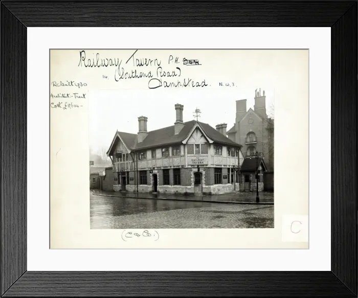 Framed Print : Photograph of Railway Tavern, Hampstead, London Framed Print : Photograph of Railway Tavern, Hampstead, London