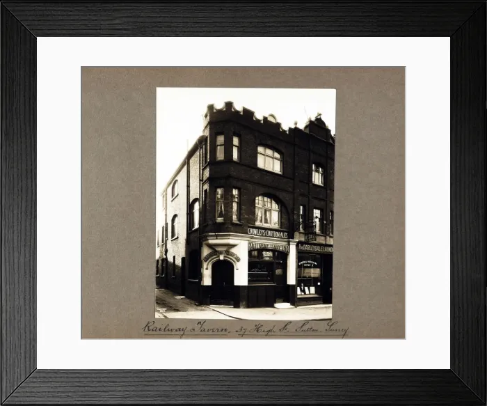 Framed Print : Photograph of Railway Tavern, Sutton, Surrey Framed Print : Photograph of Railway Tavern, Sutton, Surrey