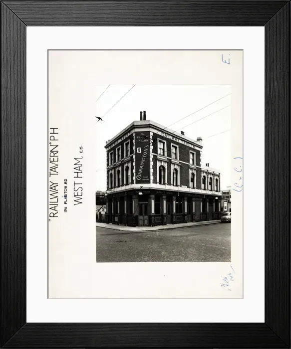 Framed Print : Photograph of Railway Tavern, West Ham, London Framed Print : Photograph of Railway Tavern, West Ham, London