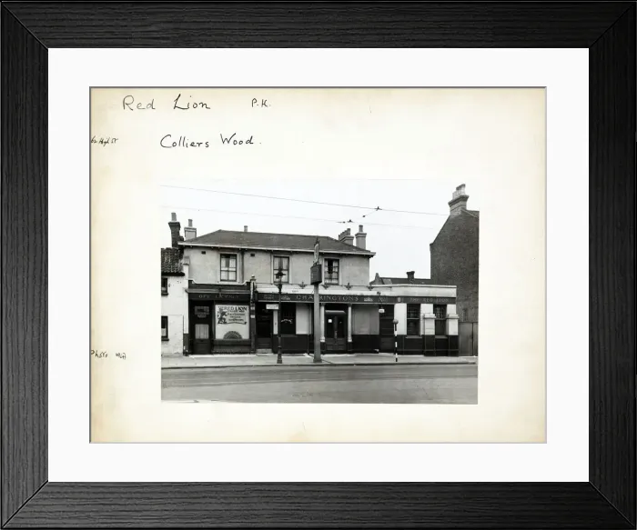 Framed Print : Photograph of Red Lion PH, Colliers Wood, London Framed Print : Photograph of Red Lion PH, Colliers Wood, London