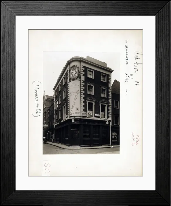 Framed Print : Photograph of Red Lion PH, Shaftesbury Avenue, London Framed Print : Photograph of Red Lion PH, Shaftesbury Avenue, London