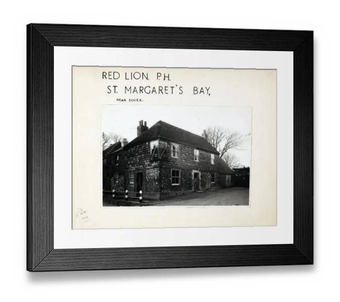 Framed Print : Photograph of Red Lion PH, St Margarets Bay, Kent Framed Print : Photograph of Red Lion PH, St Margarets Bay, Kent