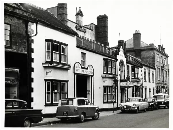Photograph of Red Lion Hotel, Crewkerne, Somerset
