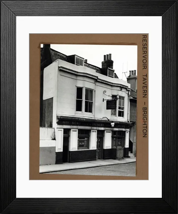 Framed Print : Photograph of Reservoir Tavern, Brighton, Sussex Framed Print : Photograph of Reservoir Tavern, Brighton, Sussex