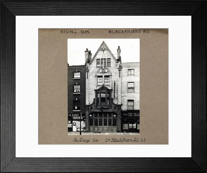 Framed Print : Photograph of Rising Sun PH, Blackfriars, London Framed Print : Photograph of Rising Sun PH, Blackfriars, London