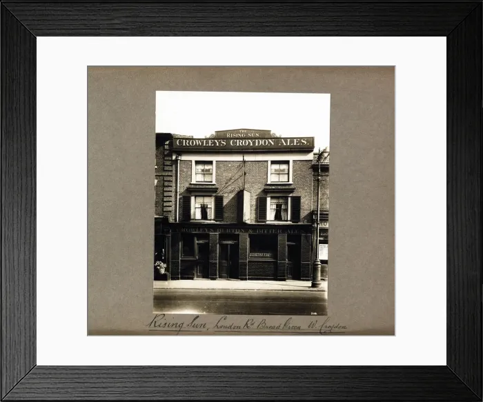 Framed Print : Photograph of Rising Sun PH, Croydon, Surrey Framed Print : Photograph of Rising Sun PH, Croydon, Surrey