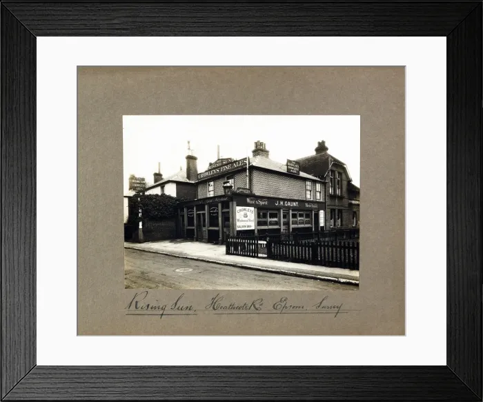 Framed Print : Photograph of Rising Sun PH, Epsom, Surrey Framed Print : Photograph of Rising Sun PH, Epsom, Surrey