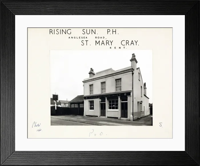 Framed Print : Photograph of Rising Sun PH, St Mary Cray, Greater London Framed Print : Photograph of Rising Sun PH, St Mary Cray, Greater London