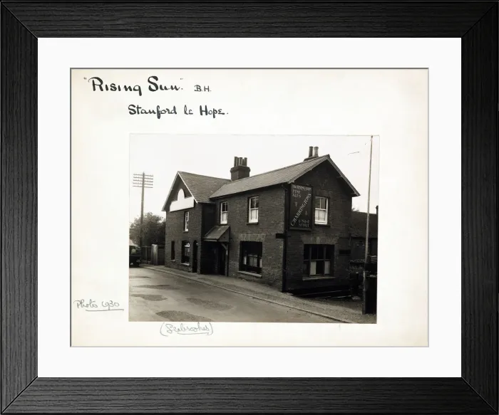 Framed Print : Photograph of Rising Sun PH, Stanford le Hope, Essex Framed Print : Photograph of Rising Sun PH, Stanford le Hope, Essex
