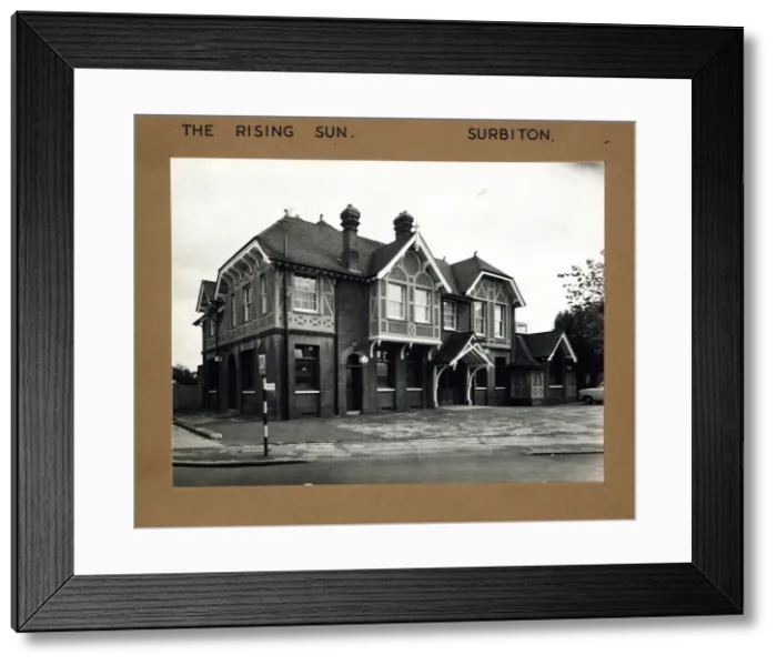 Framed Print : Photograph of Rising Sun PH, Surbiton, Surrey Framed Print : Photograph of Rising Sun PH, Surbiton, Surrey