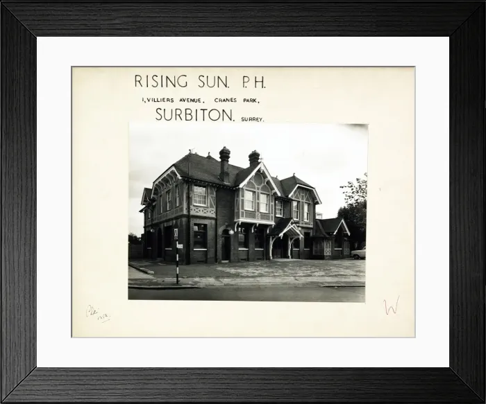 Framed Print : Photograph of Rising Sun PH, Surbiton, Surrey Framed Print : Photograph of Rising Sun PH, Surbiton, Surrey