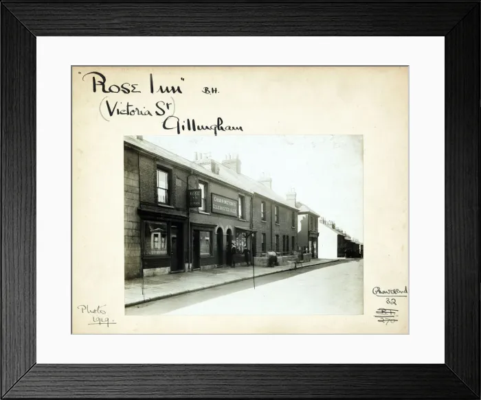 Framed Print : Photograph of Rose Inn, Gillingham (Old), Kent Framed Print : Photograph of Rose Inn, Gillingham (Old), Kent