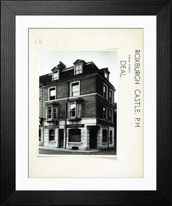 Framed Print : Photograph of Roxburgh Castle PH, Deal, Kent Framed Print : Photograph of Roxburgh Castle PH, Deal, Kent