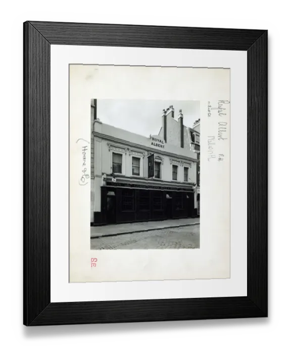Framed Print : Photograph of Royal Albert PH, Walworth, London Framed Print : Photograph of Royal Albert PH, Walworth, London