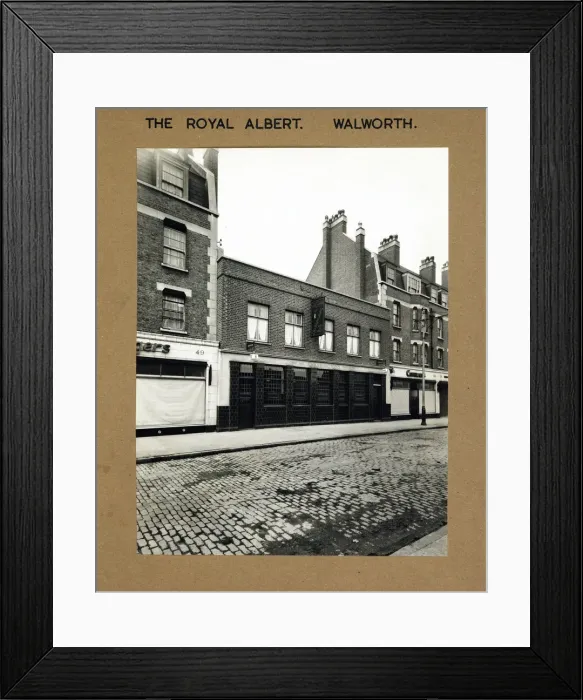 Framed Print : Photograph of Royal Albert PH, Walworth, London Framed Print : Photograph of Royal Albert PH, Walworth, London