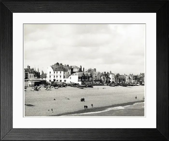 Framed Print : Photograph of Royal Hotel, Deal, Kent Framed Print : Photograph of Royal Hotel, Deal, Kent