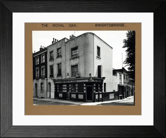 Framed Print : Photograph of Royal Oak PH, Knightsbridge, London Framed Print : Photograph of Royal Oak PH, Knightsbridge, London