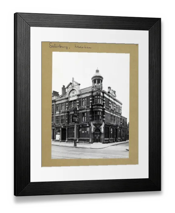 Framed Print : Photograph of Salisbury Arms, Lewisham, London Framed Print : Photograph of Salisbury Arms, Lewisham, London