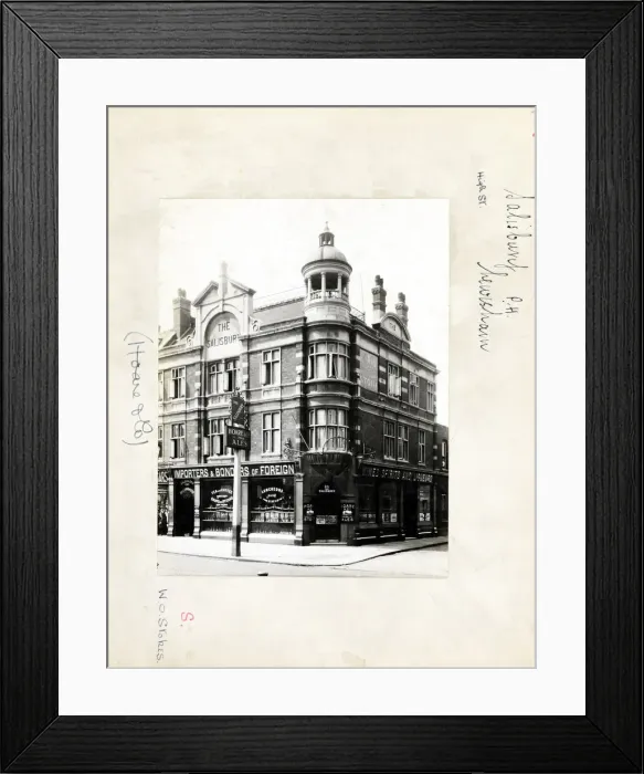 Framed Print : Photograph of Salisbury Arms, Lewisham, London Framed Print : Photograph of Salisbury Arms, Lewisham, London
