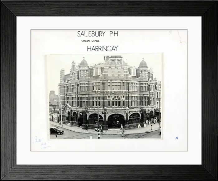 Framed Print : Photograph of Salisbury Hotel, Haringey, London Framed Print : Photograph of Salisbury Hotel, Haringey, London