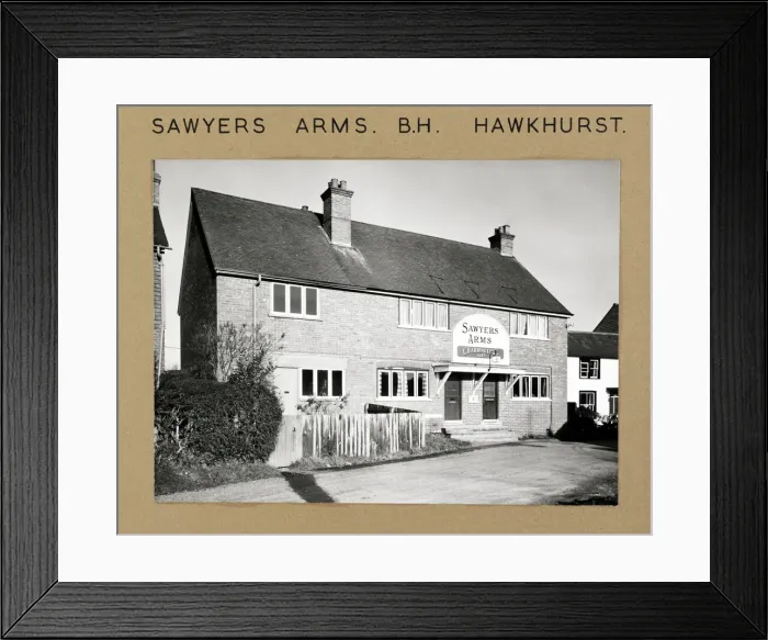 Framed Print : Photograph of Sawyers Arms, Hawkhurst, Kent Framed Print : Photograph of Sawyers Arms, Hawkhurst, Kent