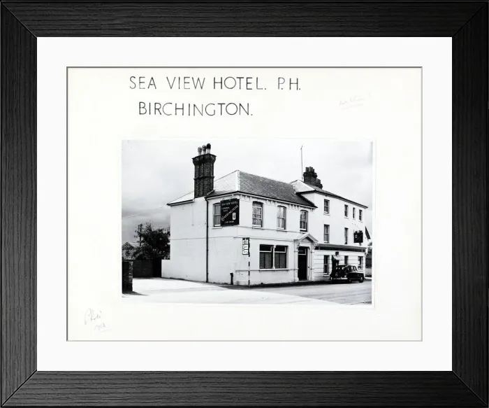 Framed Print : Photograph of Sea View Hotel, Birchington, Kent Framed Print : Photograph of Sea View Hotel, Birchington, Kent