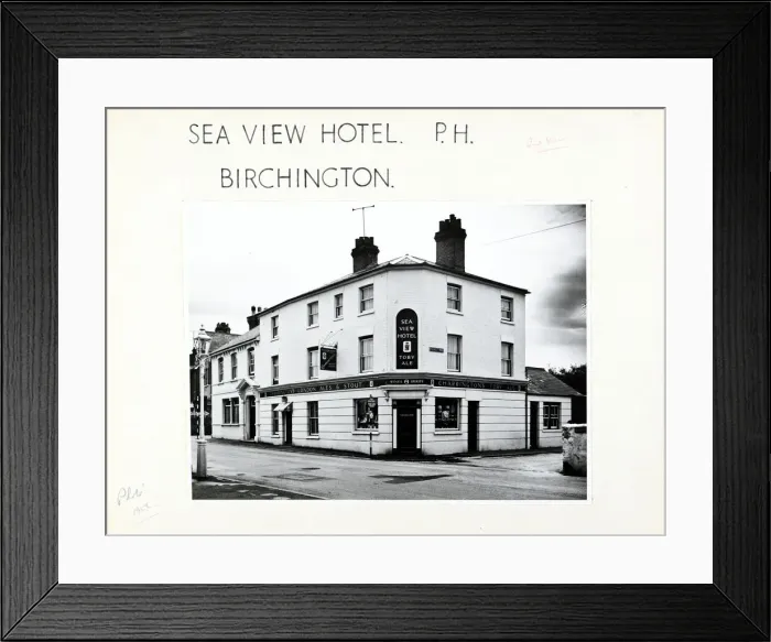 Framed Print : Photograph of Sea View Hotel, Birchington, Kent Framed Print : Photograph of Sea View Hotel, Birchington, Kent