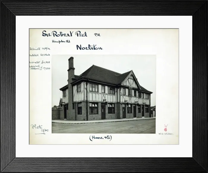 Framed Print : Sir Robert Peel PH, Norbiton (New), Greater London Framed Print : Sir Robert Peel PH, Norbiton (New), Greater London
